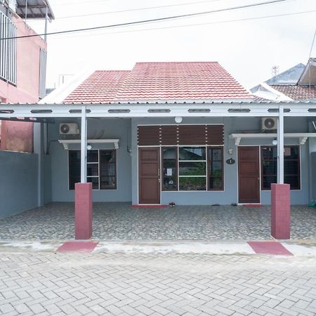 Koolkost Syariah Near Jalan Ahmad Yani Banjarmasin Hotel Sungai Lutus Exterior photo