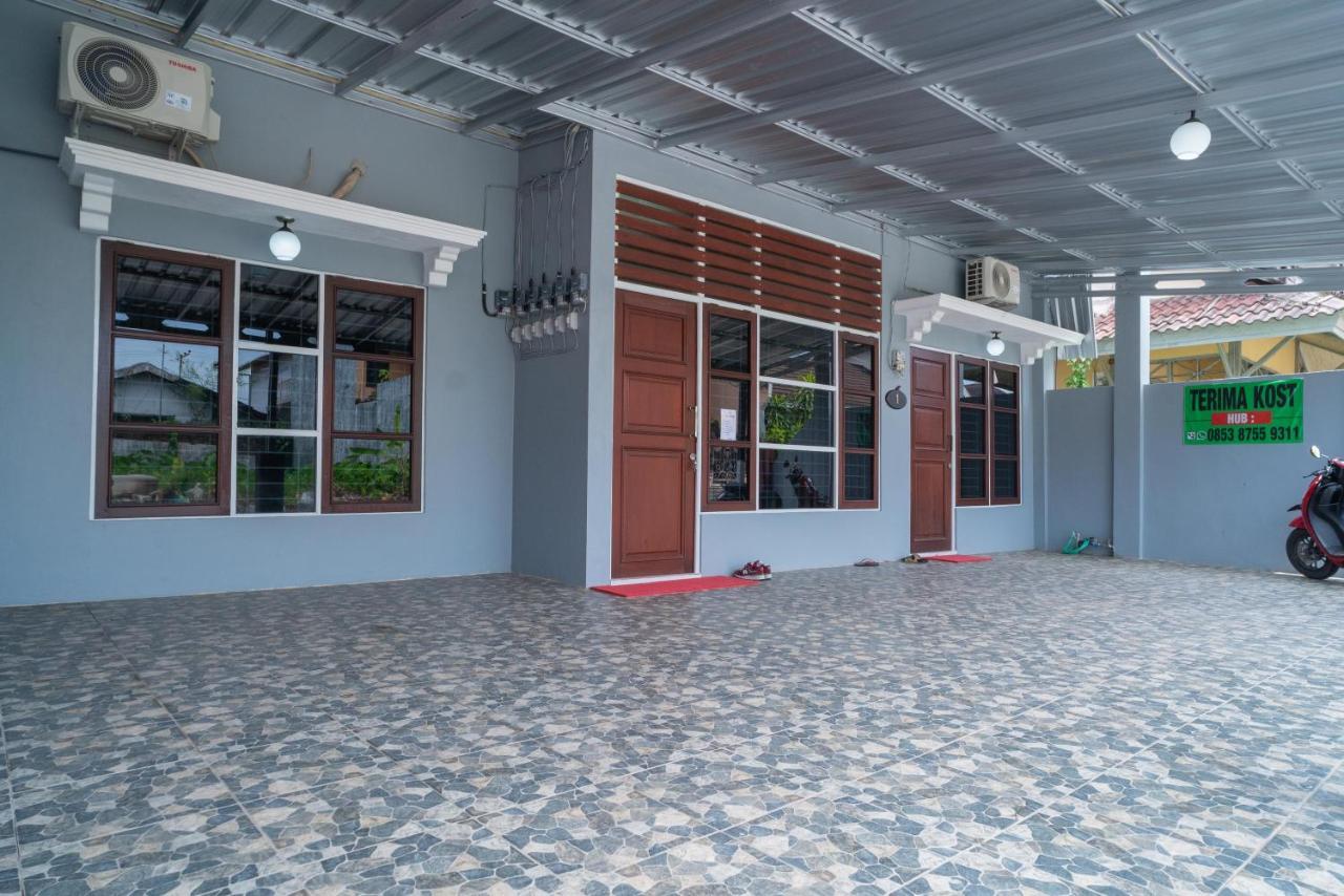 Koolkost Syariah Near Jalan Ahmad Yani Banjarmasin Hotel Sungai Lutus Exterior photo